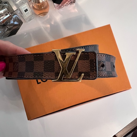 Louis Vuitton authentic belt - Picture 3 of 7